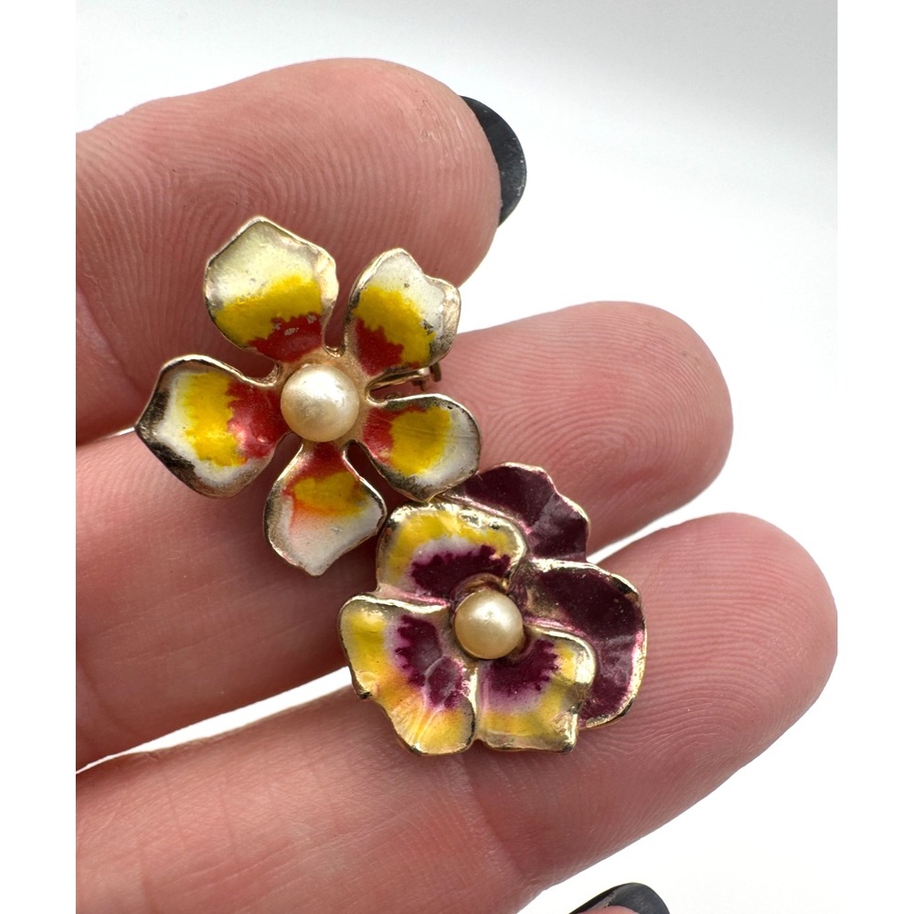 Vintage Flower Scatter Pins Lot 2 Enamel Pansy Dogwood Faux Pearl Gold Tone Mini